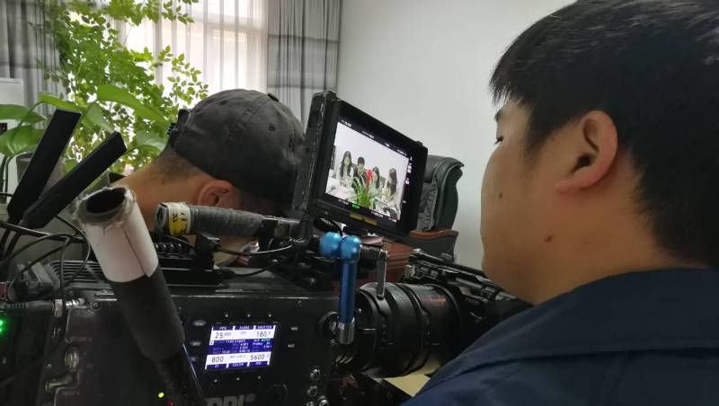 剧本杀式体验：荆门广告片拍摄公司构建沉浸式消费决策路径